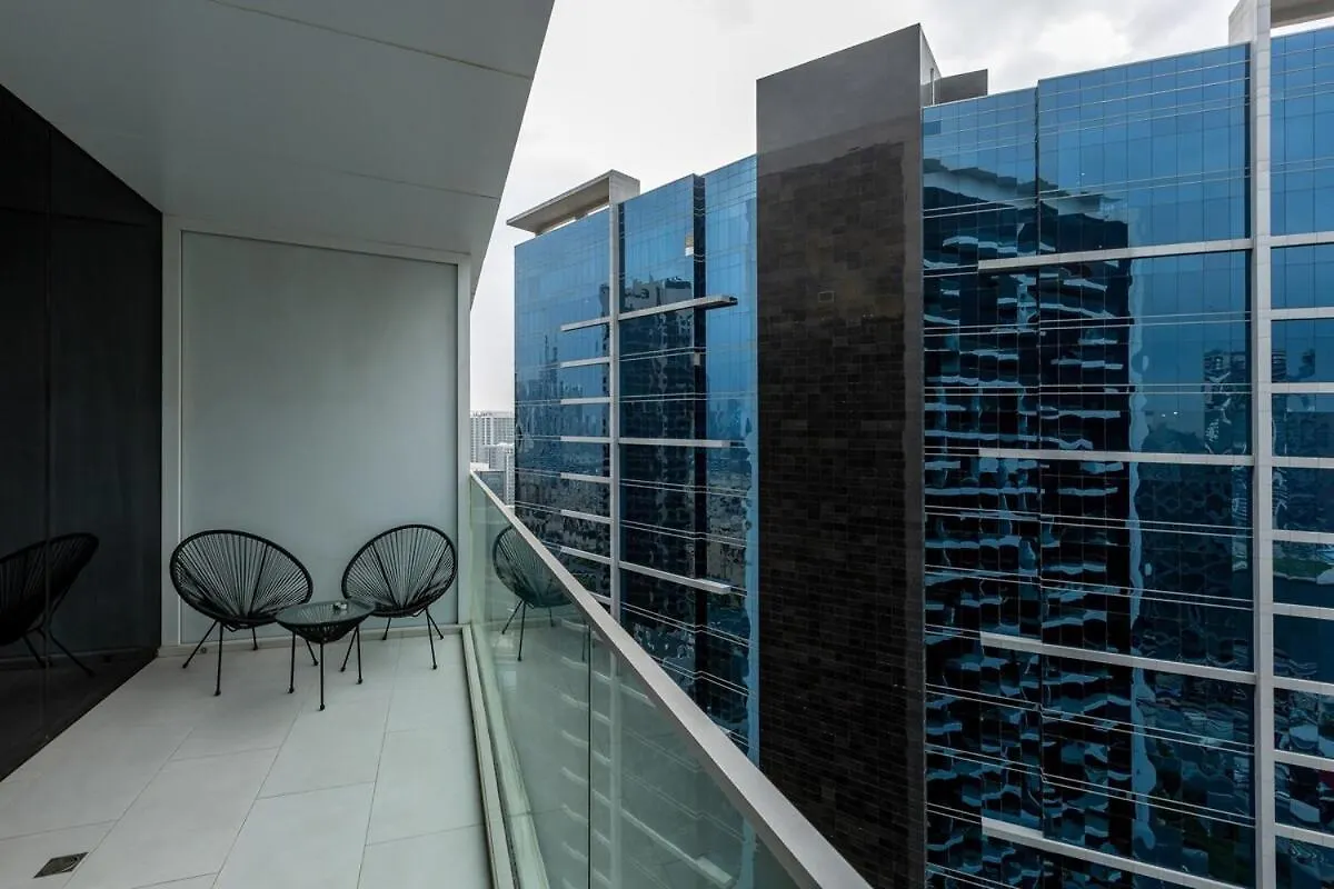 Burj & Beyond - Luxury Stay With Burj Khalifa View Dubai Apartment